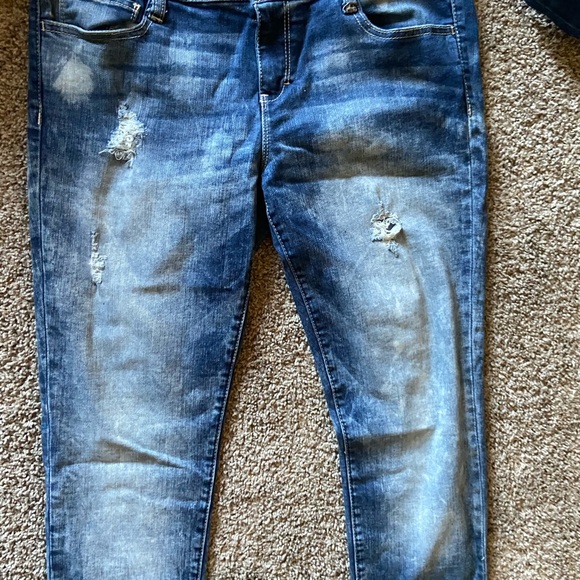 DECREE JEANS - Picture 2 of 4